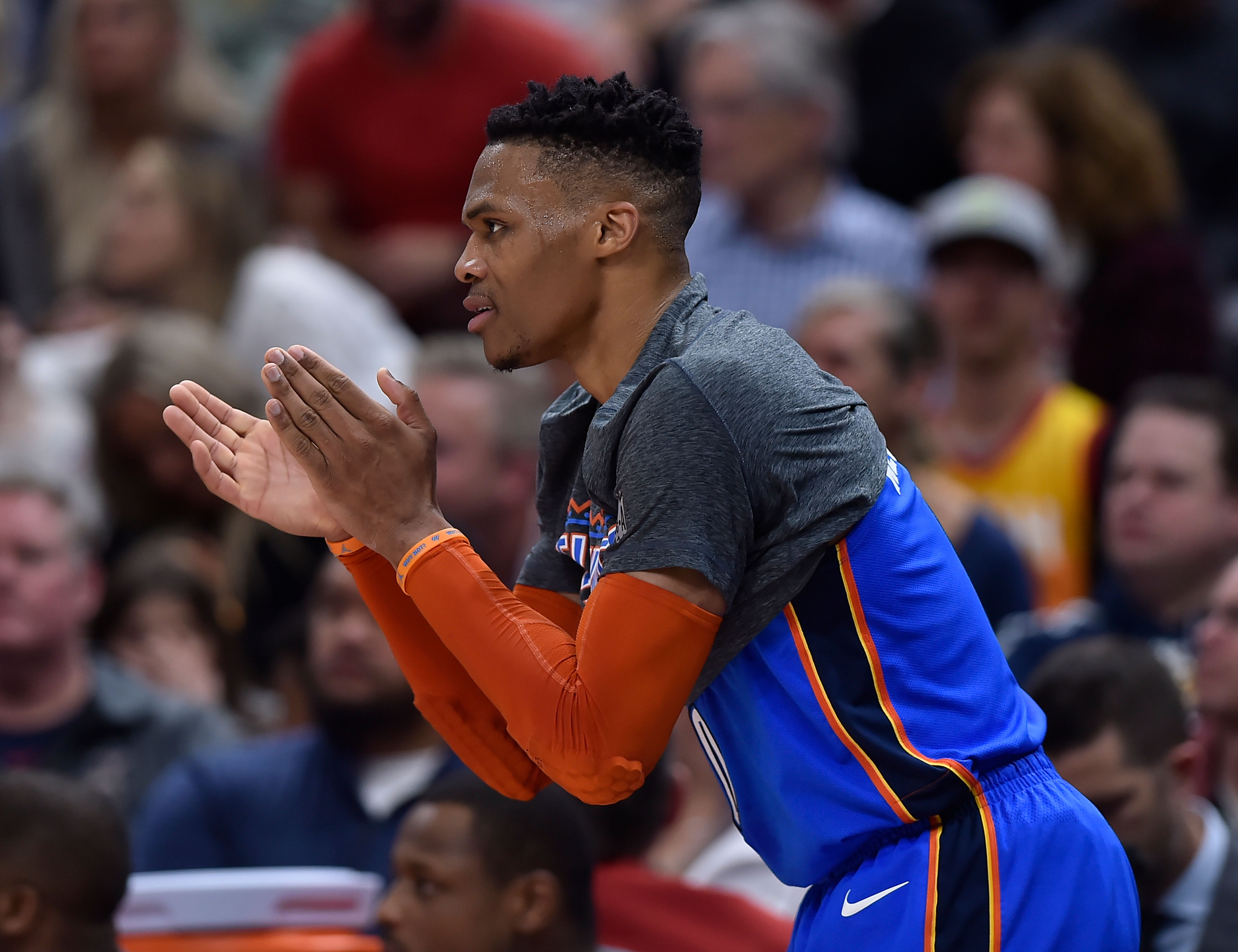 八强赛期间 八强赛期间