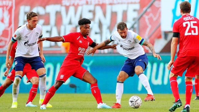 冷静地利用 冷静地利用